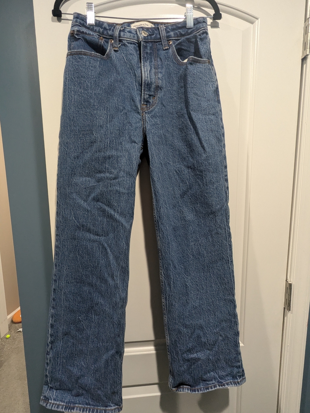 Abercrombie & Fitch Straight-Leg Blue Denim Jeans